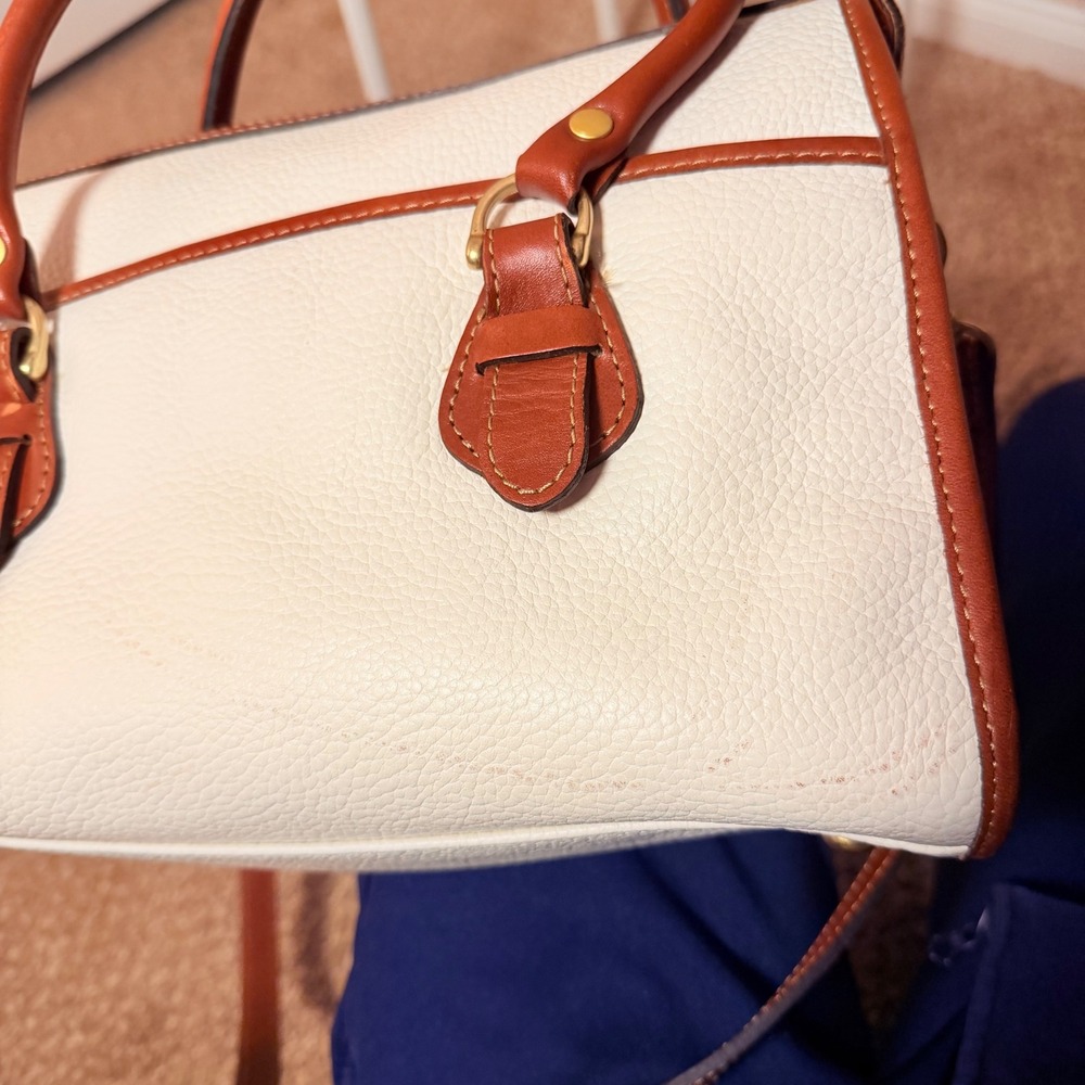 VTG 80s Liz Claiborne White Pebbled Leather Bag Shoulder Purse Y2K Crossbody - Picture 11 of 12